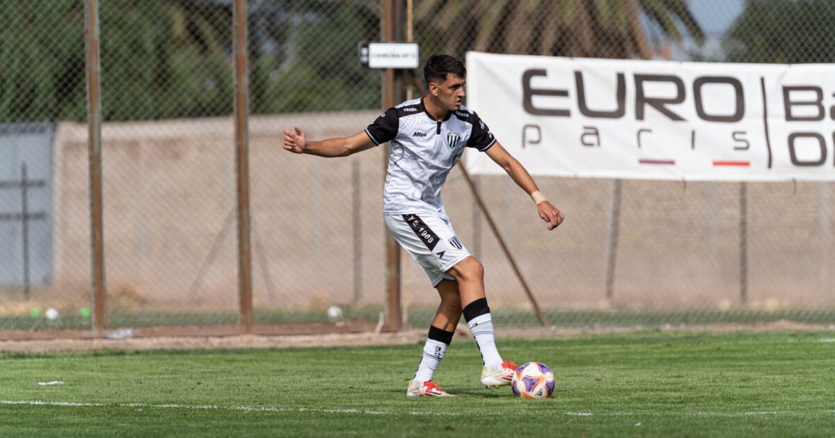 Henrique Araújo deixa o Benfica e assina em definitivo pelo Casa Pia
