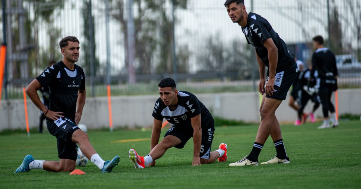 Farioli chama sete jogadores da equipa B ao treino do FC Porto